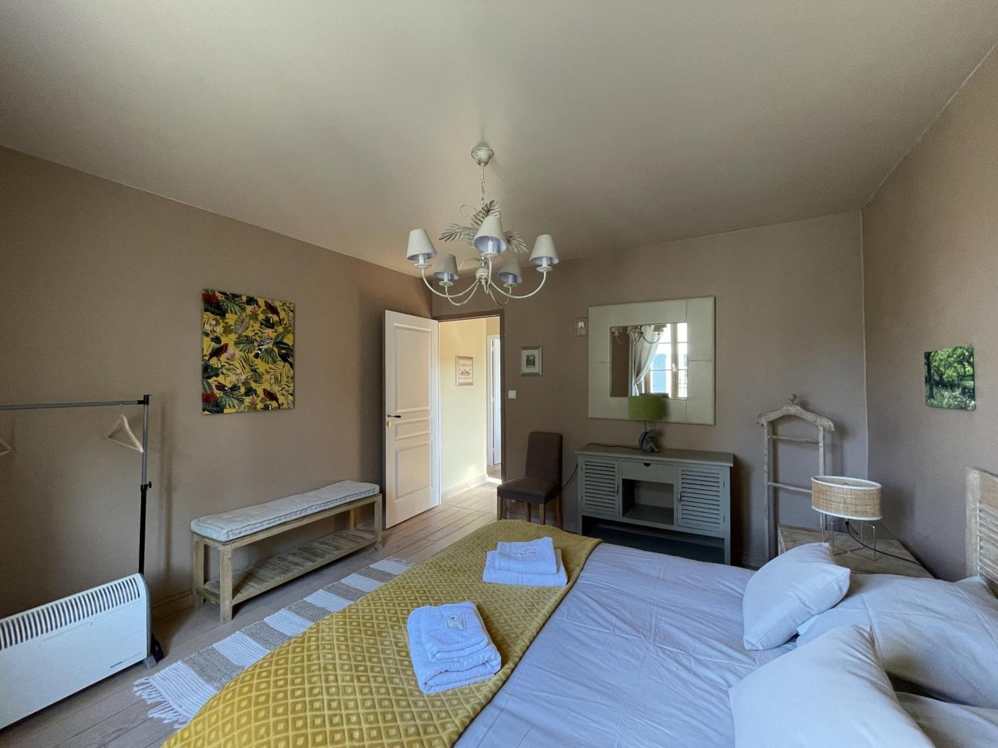 Le P'Tit Louis Villa Saint-Cyr-les-Colons Luaran gambar